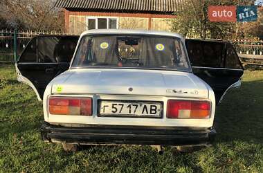 Седан ВАЗ / Lada 2105 1980 в Рава-Руській
