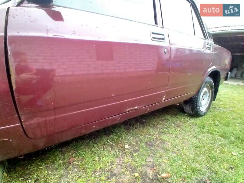 Седан ВАЗ / Lada 2105 1985 в Богородчанах