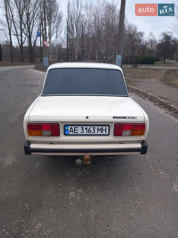 Седан ВАЗ / Lada 2105 1990 в Кривом Роге фото 5 Седан ВАЗ / Lada 2105 1990 в Кривом Роге