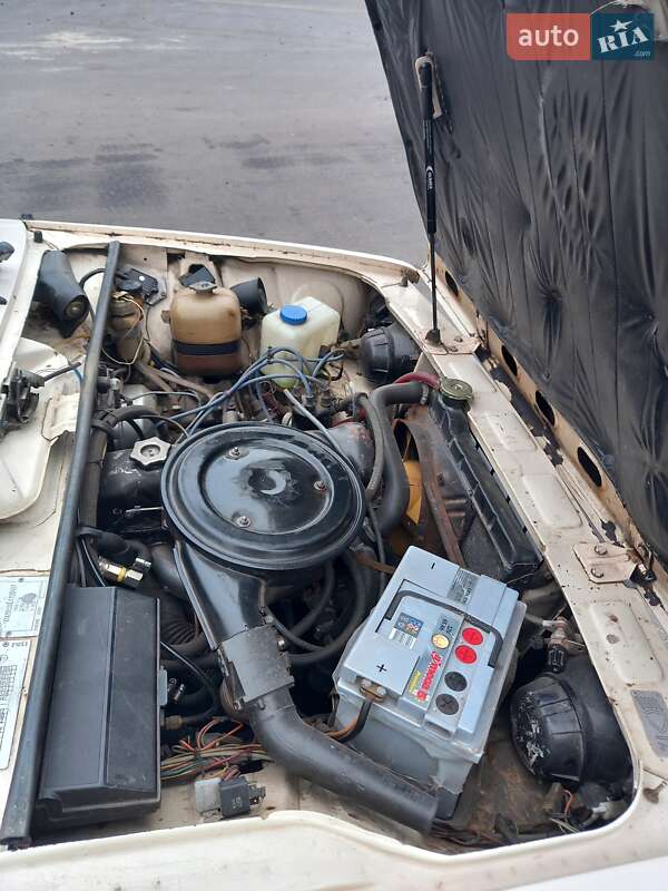 Седан ВАЗ / Lada 2105 1990 в Кривом Роге фото 15 Седан ВАЗ / Lada 2105 1990 в Кривом Роге