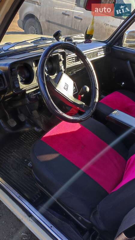 Седан ВАЗ / Lada 2105 1987 в Голованівську