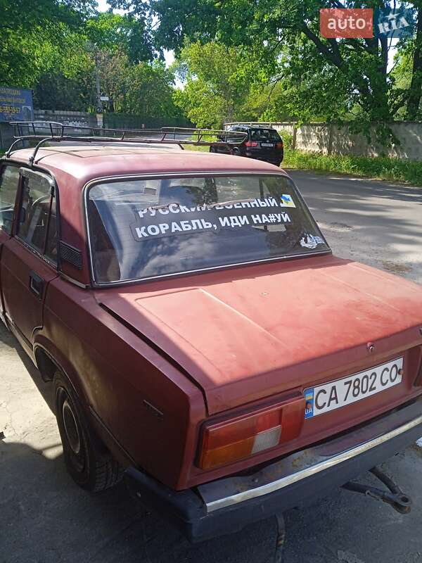 Седан ВАЗ / Lada 2105 1991 в Киеве