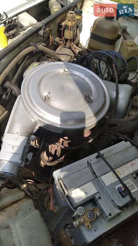 Седан ВАЗ / Lada 2105 1993 в Харькове