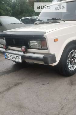 Седан ВАЗ / Lada 2105 1990 в Миколаєві