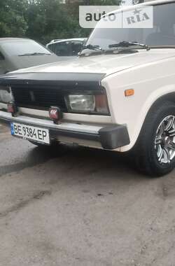 Седан ВАЗ / Lada 2105 1990 в Николаеве