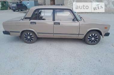 Седан ВАЗ / Lada 2105 1987 в Харкові