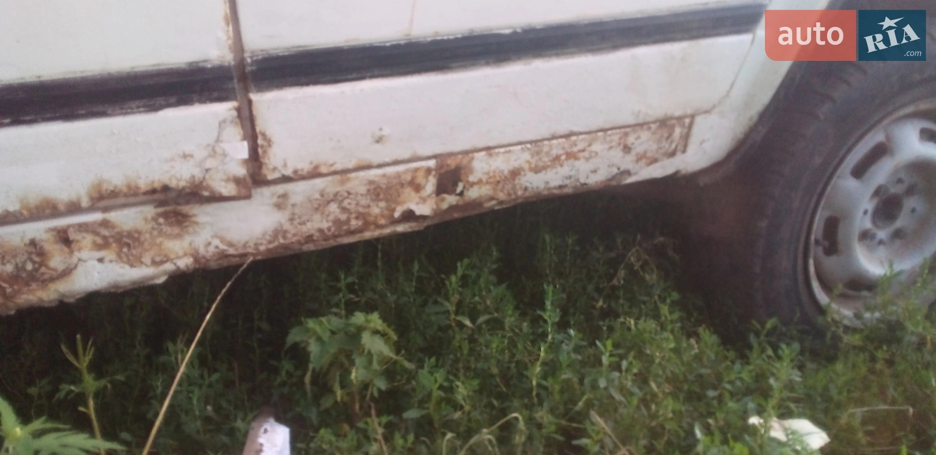 ВАЗ / Lada 2105 1985 VIN XTA210500G0736110 фото оголошення 3 з 4