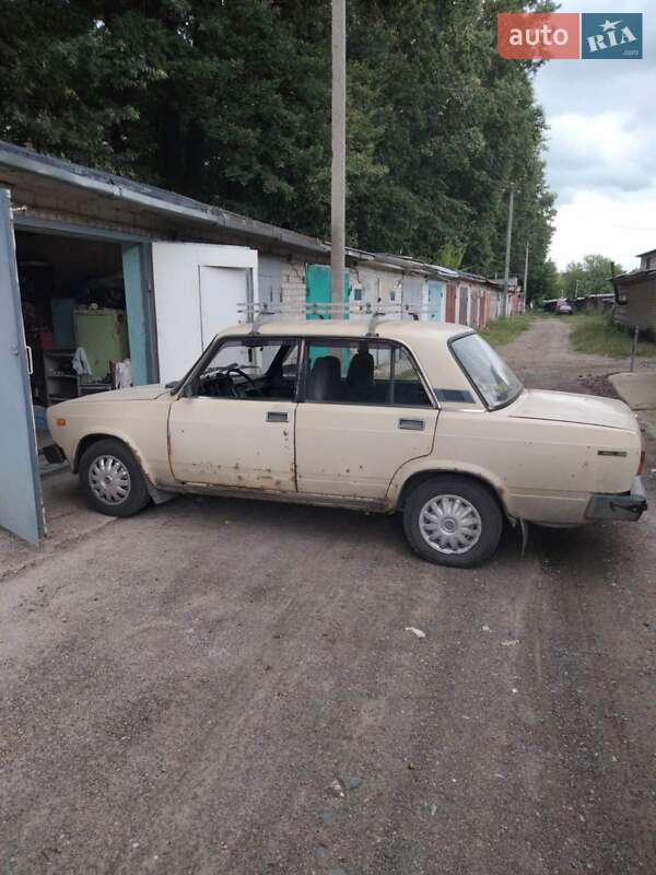 Седан ВАЗ / Lada 2105 1984 в Житомирі