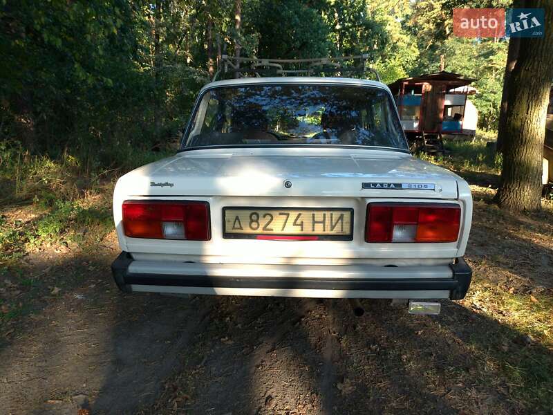 Седан ВАЗ / Lada 2105 1986 в Звенигородке фото 6 Седан ВАЗ / Lada 2105 1986 в Звенигородке