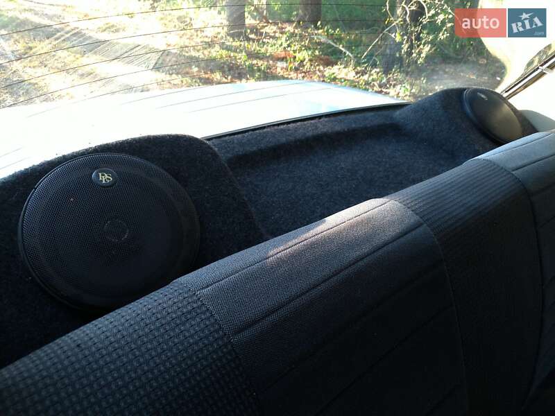 Седан ВАЗ / Lada 2105 1986 в Звенигородке фото 12 Седан ВАЗ / Lada 2105 1986 в Звенигородке