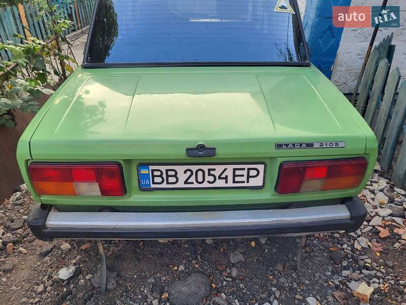 Седан ВАЗ / Lada 2105 1981 в Харькове
