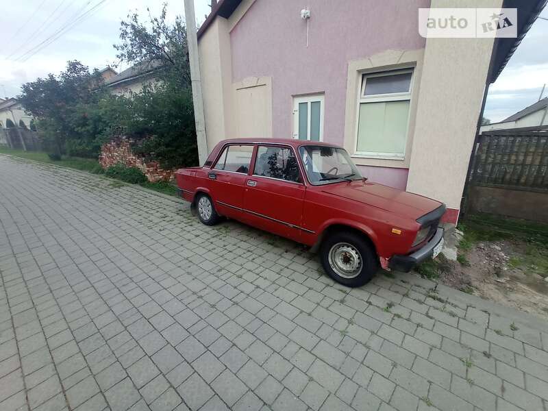 Седан ВАЗ / Lada 2105 1982 в Львові
