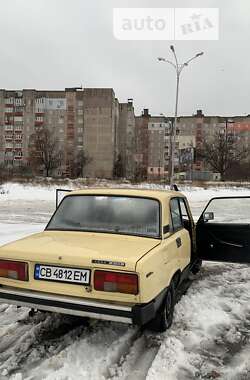 Седан ВАЗ / Lada 2105 1986 в Чернігові