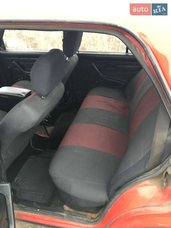 Седан ВАЗ / Lada 2105 1995 в Доманівці