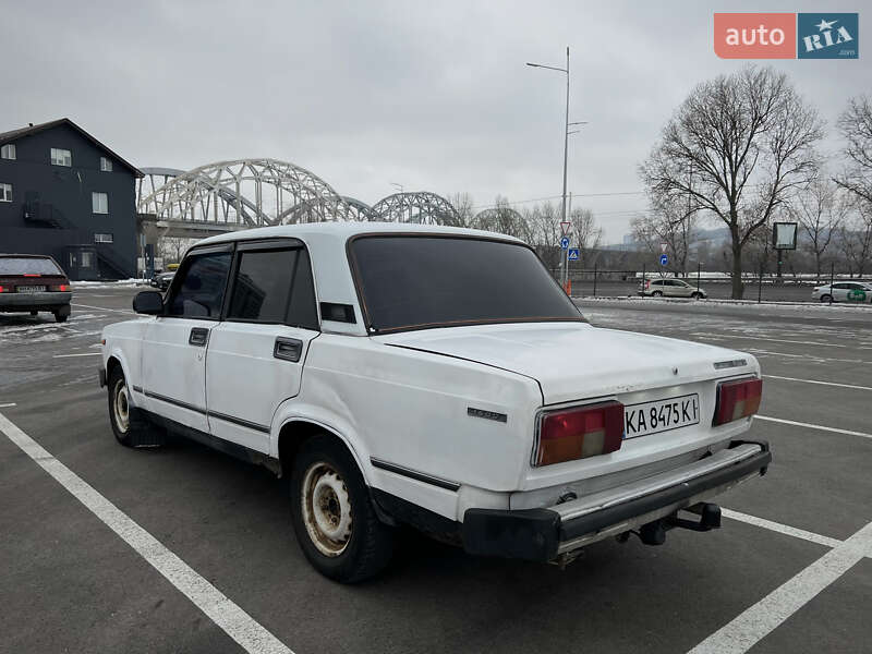 Седан ВАЗ / Lada 2105 1982 в Києві