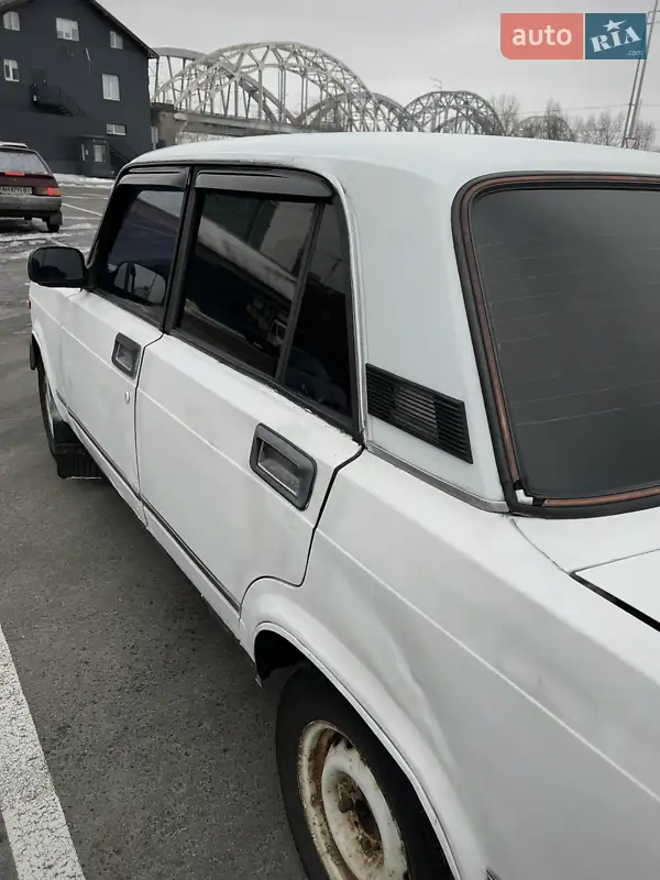 ВАЗ / Lada 2105 1982 VIN XTA210500C0229055 фото оголошення 11 з 65