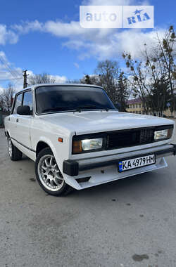 Седан ВАЗ / Lada 2105 1985 в Вишгороді