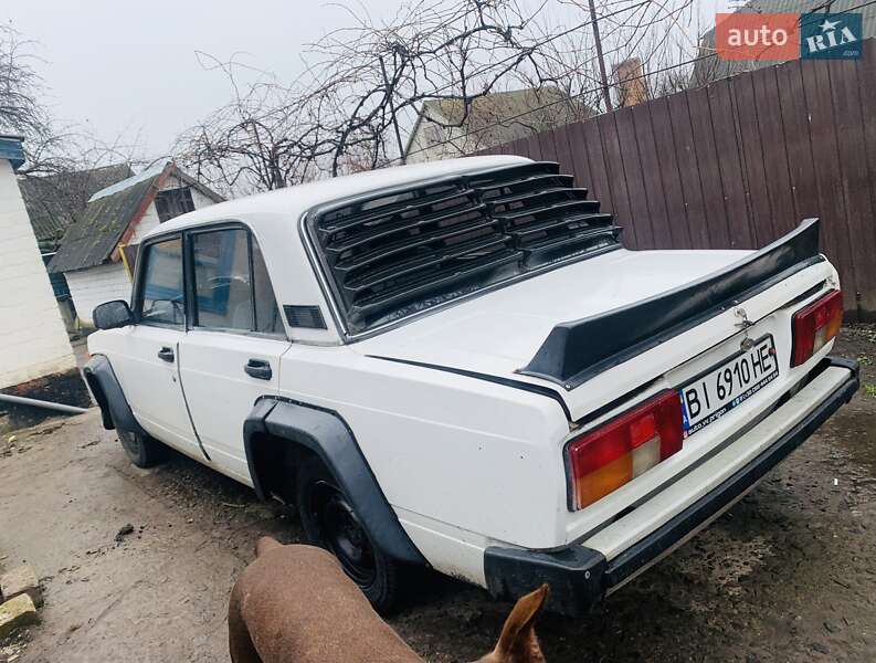 Седан ВАЗ / Lada 2105 1984 в Кременчуці