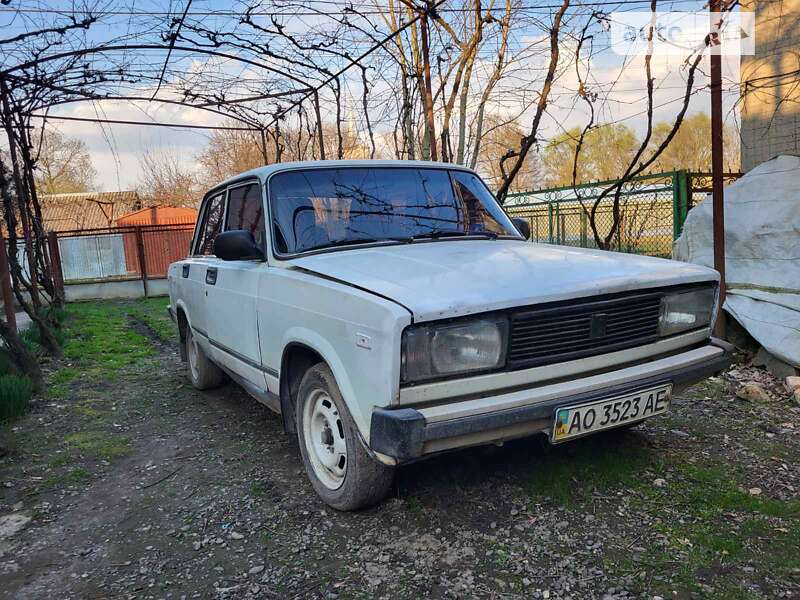 Седан ВАЗ / Lada 2105 1992 в Виноградове
