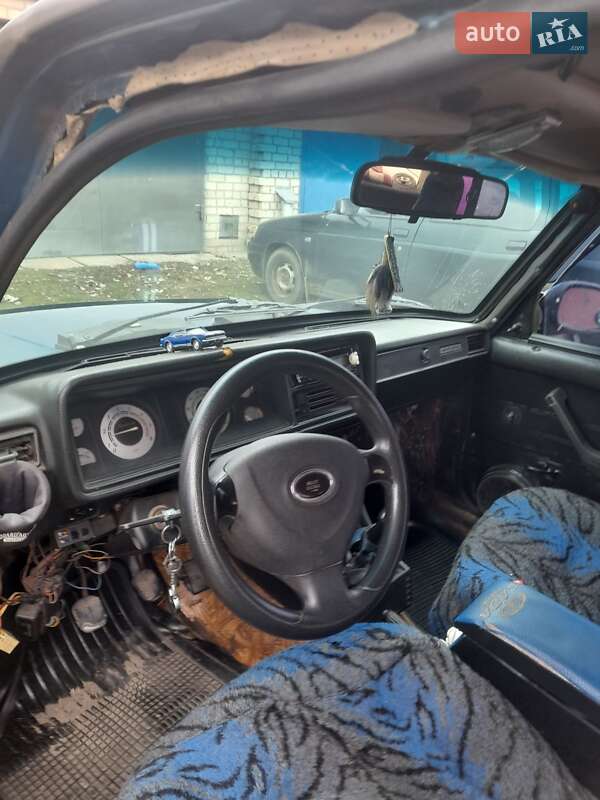 Седан ВАЗ / Lada 2105 1983 в Харькове