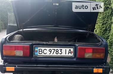 Седан ВАЗ / Lada 2105 1985 в Золочеве