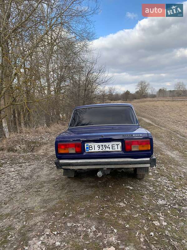 Седан ВАЗ / Lada 2105 1986 в Шишаках