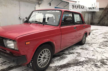 Седан ВАЗ / Lada 2105 1987 в Києві