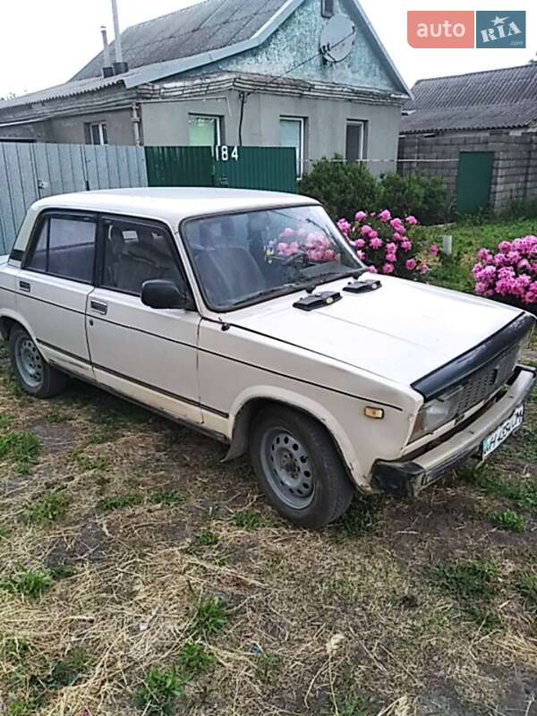 Седан ВАЗ / Lada 2105 1996 в Каменском