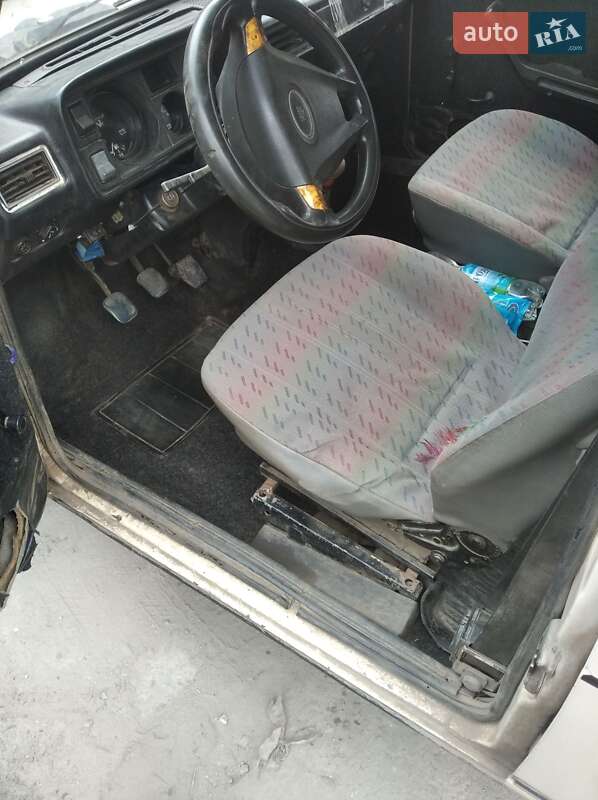 Седан ВАЗ / Lada 2105 1996 в Каменском