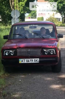 Седан ВАЗ / Lada 2105 1993 в Калуше
