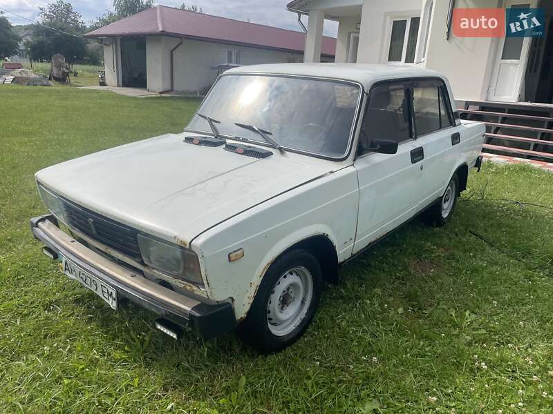 Седан ВАЗ / Lada 2105 1992 в Бережанах фото 2 Седан ВАЗ / Lada 2105 1992 в Бережанах
