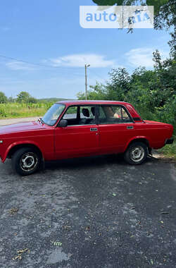 Седан ВАЗ / Lada 2105 1982 в Львові