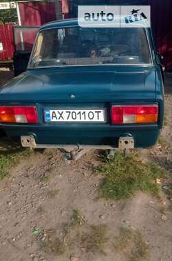 Седан ВАЗ / Lada 2105 1999 в Барвенкове