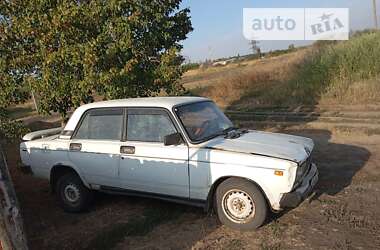 Седан ВАЗ / Lada 2105 1990 в Новомиргороде