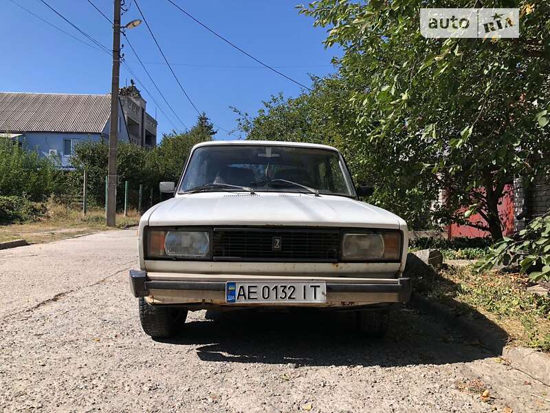 Седан ВАЗ / Lada 2105 1990 в Днепре