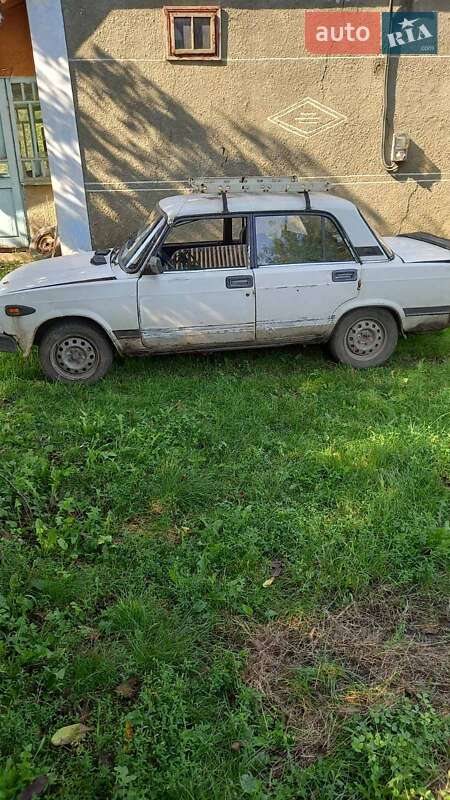 Седан ВАЗ / Lada 2105 1989 в Дубно фото 3 Седан ВАЗ / Lada 2105 1989 в Дубно