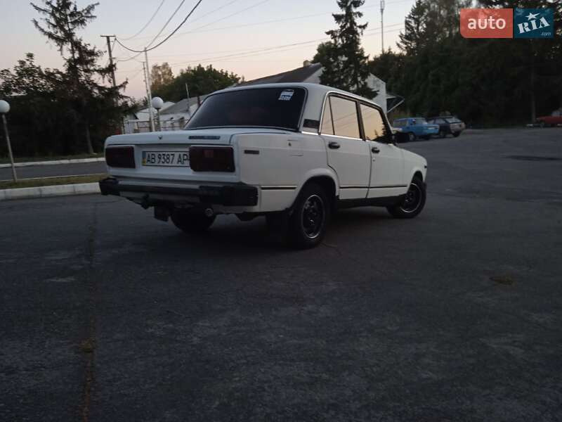 Седан ВАЗ / Lada 2105 1982 в Шаргороде