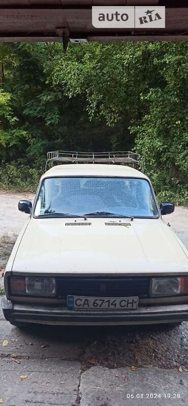 Седан ВАЗ / Lada 2105 1982 в Каневе
