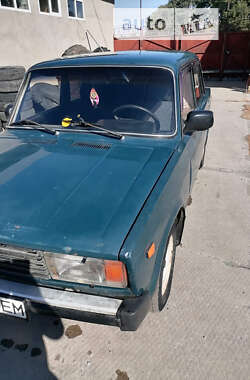 Седан ВАЗ / Lada 2105 2001 в Краснограді