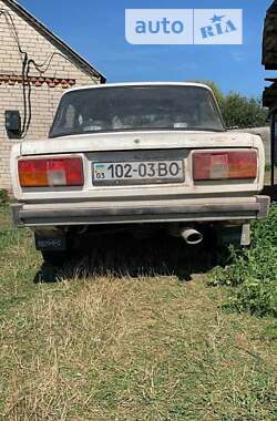 Седан ВАЗ / Lada 2105 1998 в Луцке