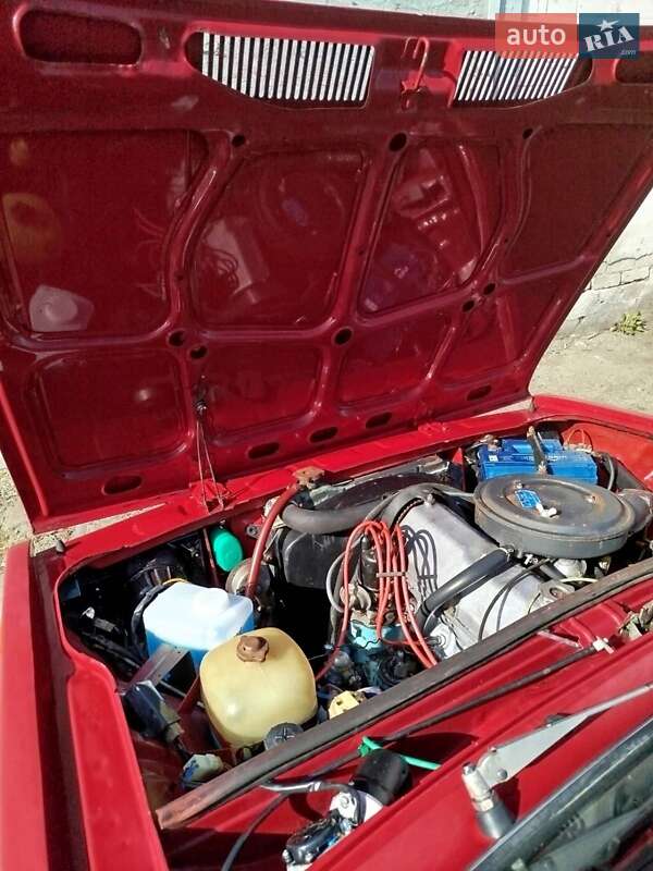Седан ВАЗ / Lada 2105 1983 в Днепре