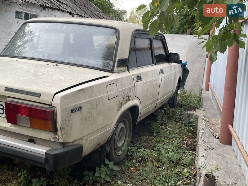 Седан ВАЗ / Lada 2105 1989 в Ольшане фото 7 Седан ВАЗ / Lada 2105 1989 в Ольшане