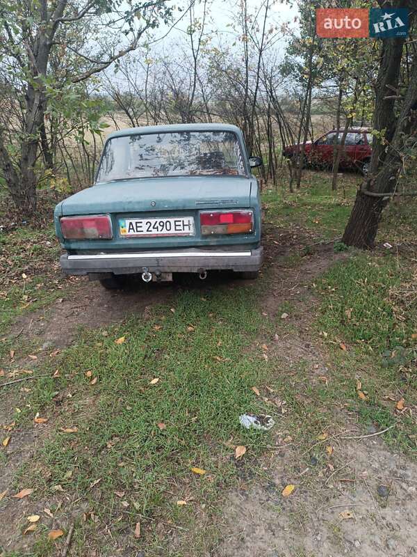 Седан ВАЗ / Lada 2105 1988 в Дружковке