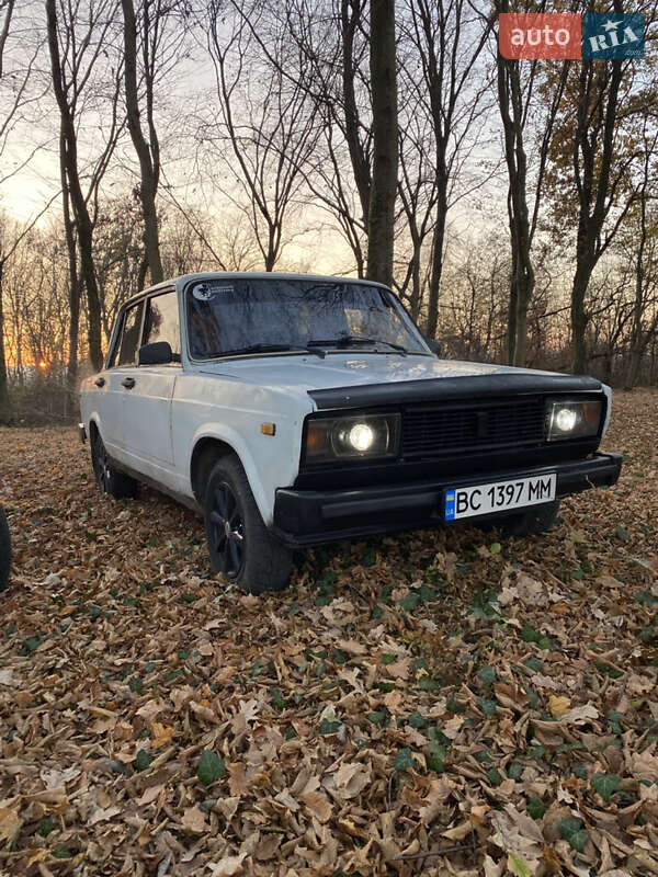 Седан ВАЗ 2105 1982 в 