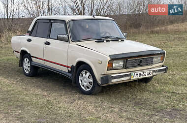 Седан ВАЗ / Lada 2105 1984 в Житомире