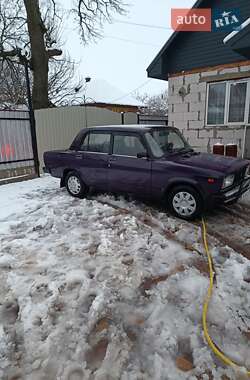 Седан ВАЗ / Lada 2105 1998 в Ніжині