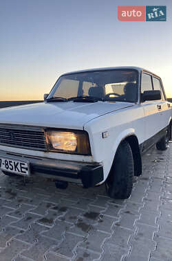 Седан ВАЗ / Lada 2105 1985 в Києві