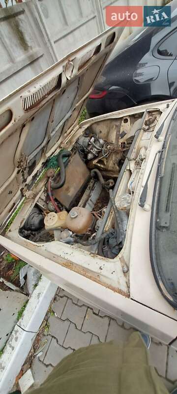 Седан ВАЗ / Lada 2105 1992 в Одессе