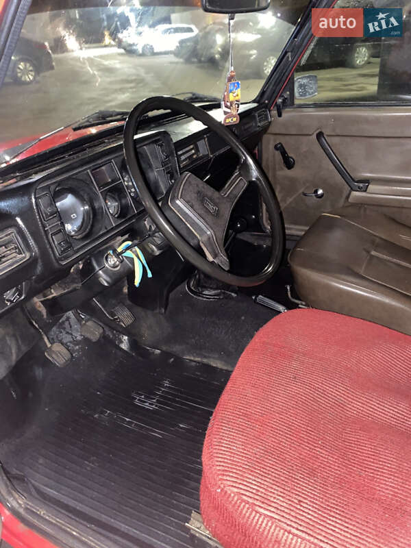 Седан ВАЗ / Lada 2105 1987 в Броварах