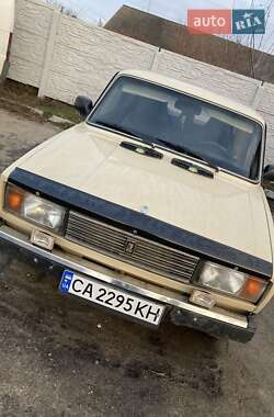 Седан ВАЗ / Lada 2105 1983 в Умани